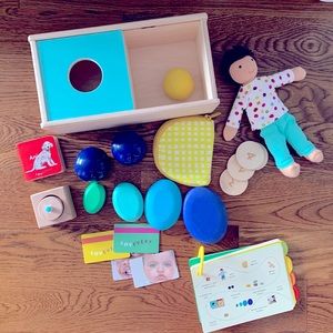 Lovevery Toy Set, The Thinker Kit for 11-12 month olds